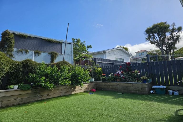 Photo of property in 24 Wilson Street, Newtown, Wellington, 6021