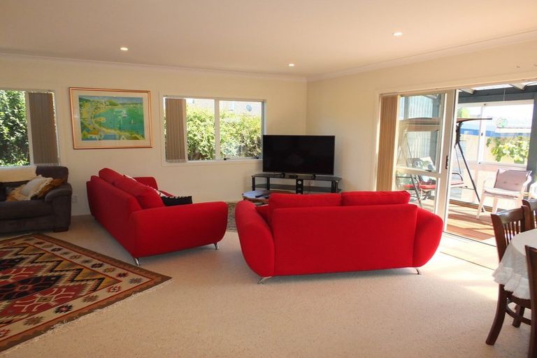 Photo of property in 9 Andrews Street, Foxton Beach, Foxton, 4815