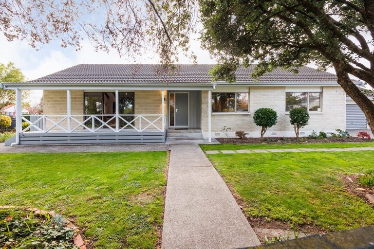 Photo of property in 175 Amberley Avenue, Highbury, Palmerston North, 4412