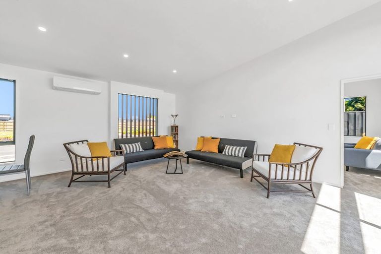 Photo of property in 12 Steggall Road, Rangiora, 7400