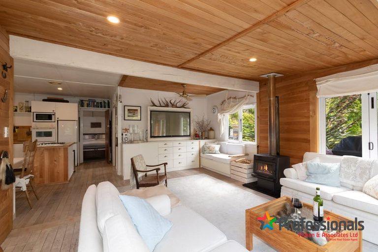 Photo of property in 9 Churchill Street, Kingston, Athol, 9793