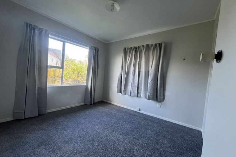Photo of property in 50 Colwill Road, Massey, Auckland, 0614