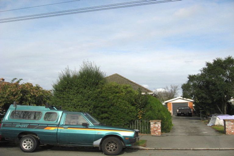 Photo of property in 139 Langdons Road, Northcote, Christchurch, 8052