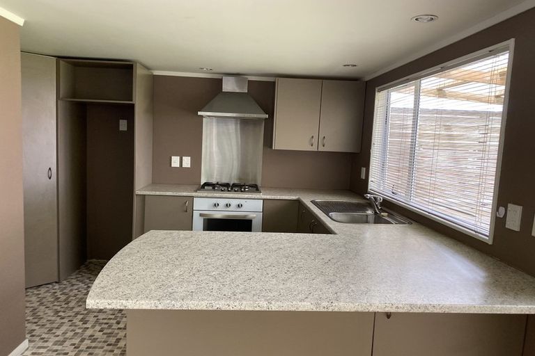 Photo of property in 57 View Road, Henderson, Auckland, 0612