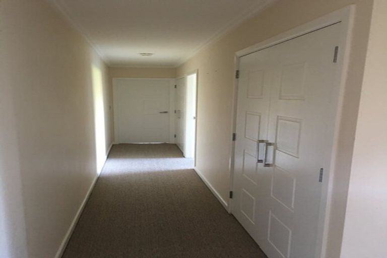 Photo of property in 65 Pohutukawa Drive, Levin, 5571