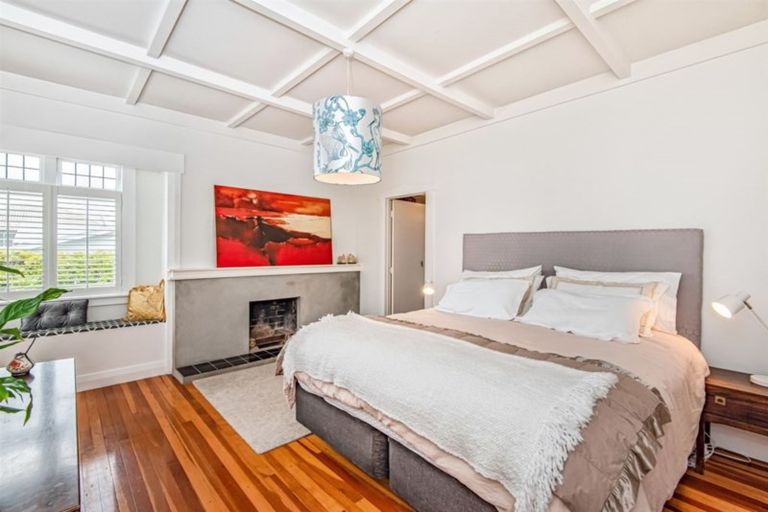 Photo of property in 8 Westwell Road, Belmont, Auckland, 0622