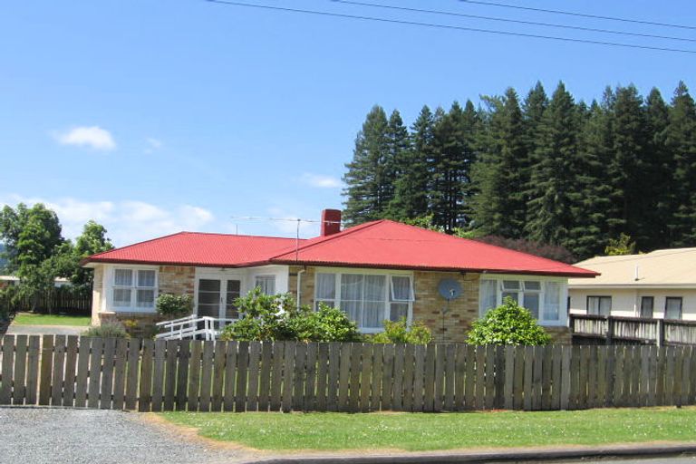 Photo of property in 16 Lawrence Street, Te Kuiti, 3910