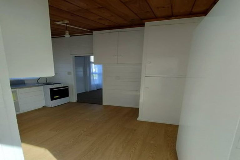 Photo of property in 2/122 Clayton Avenue, Otara, Auckland, 2023