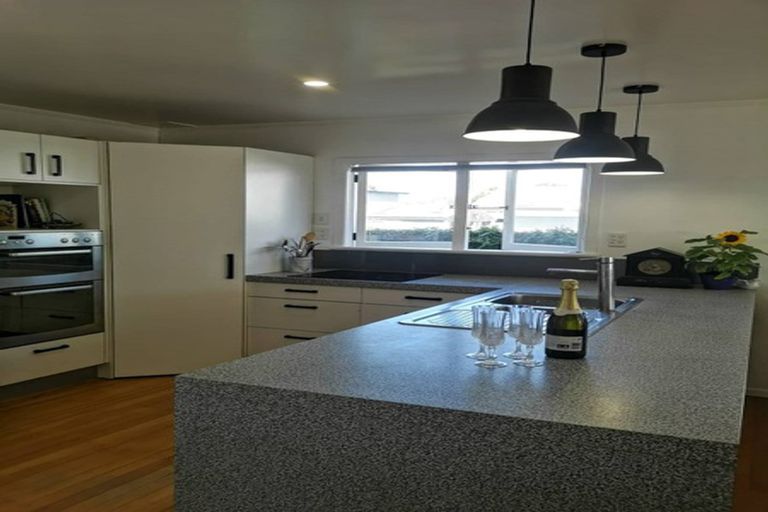 Photo of property in 596 Maunganui Road, Mount Maunganui, 3116