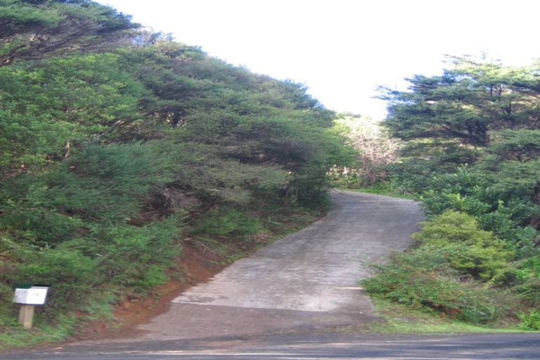 Photo of property in 14 Victory Road, Laingholm, Auckland, 0604