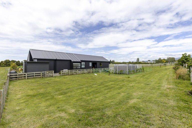 Photo of property in 589 Kent Road, Korito, New Plymouth, 4371