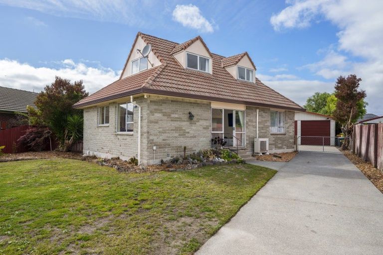 Photo of property in 22 Sandown Crescent, Aranui, Christchurch, 8061