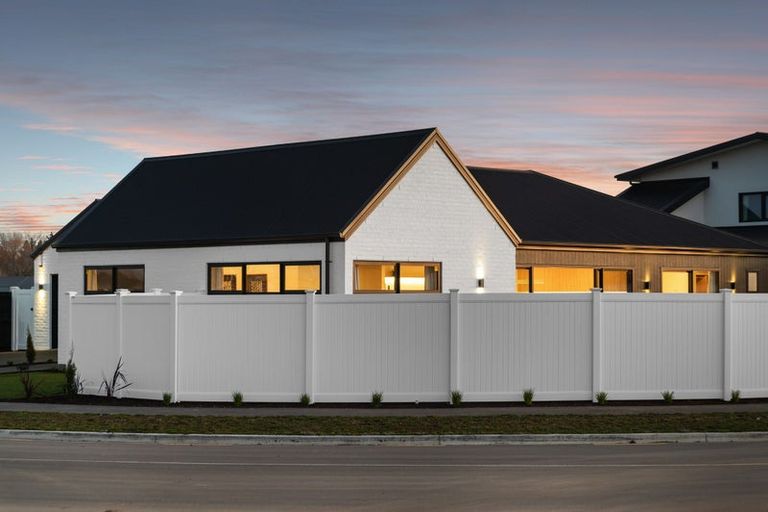 Photo of property in 26 Timara Crescent, Marshland, Christchurch, 8083