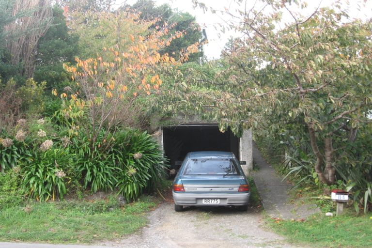 Photo of property in 114 Renown Road, Raumati South, Paraparaumu, 5032