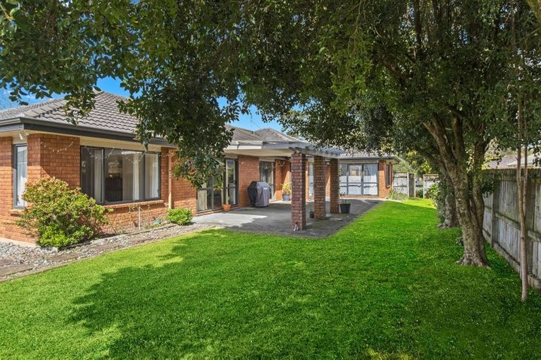 Photo of property in 89 Summerland Drive, Henderson, Auckland, 0612