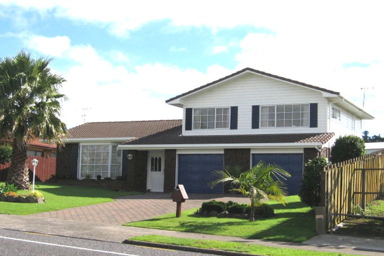 Photo of property in 29 Loloma Drive, Half Moon Bay, Auckland, 2012