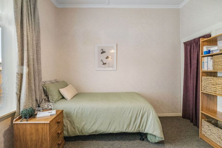 Photo of property in 1 Gunn Street, Gonville, Whanganui, 4501