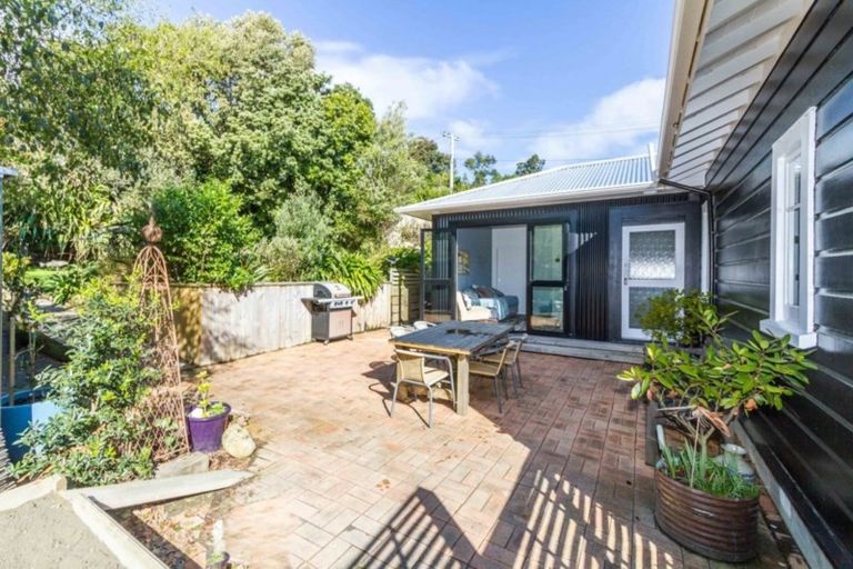 Photo of property in 55 Awatea Street, Ranui, Porirua, 5024