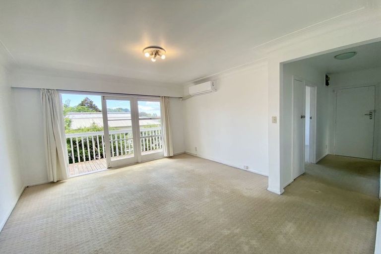 Photo of property in 128 Gillies Avenue, Taupo, 3330