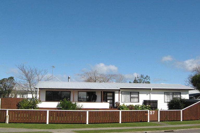 Photo of property in 57 Awatapu Drive, Whakatane, 3120