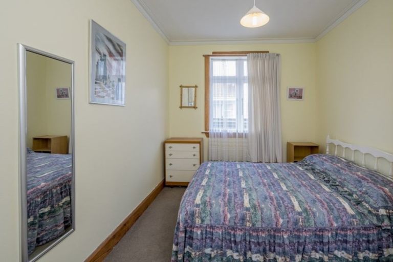 Photo of property in 30 Sussex Street, Levin, 5510