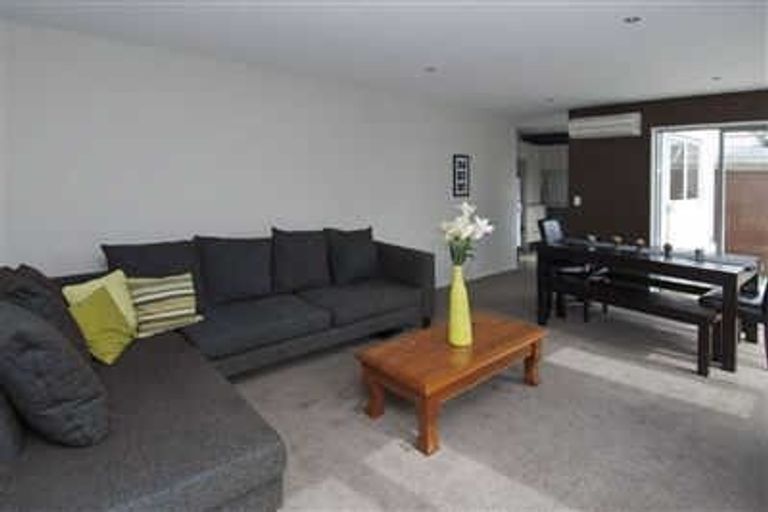 Photo of property in 30 Mayfair Street, Riccarton, Christchurch, 8011