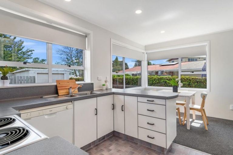 Photo of property in 8 Jefferson Place, Brookfield, Tauranga, 3110
