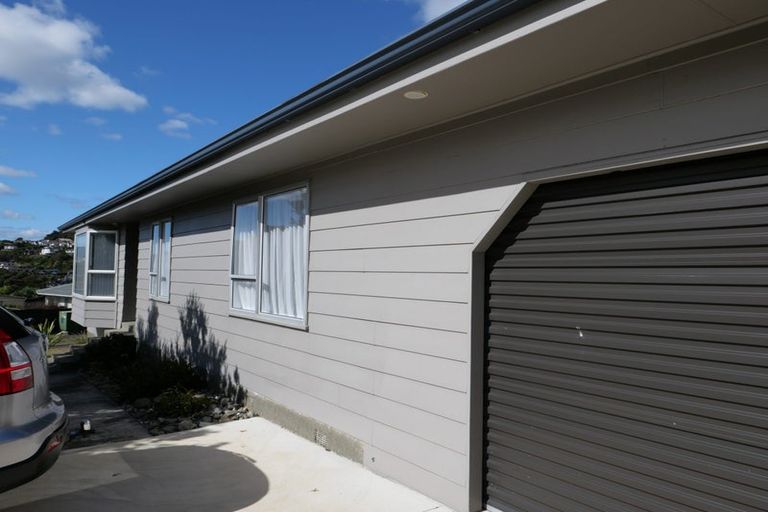 Photo of property in 2 Thimble Lane, Whitby, Porirua, 5024