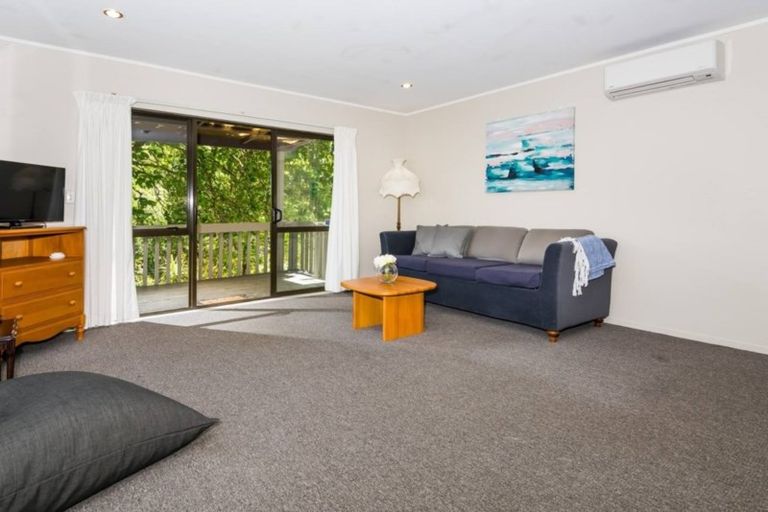 Photo of property in 1/42 Woodlands Crescent, Browns Bay, Auckland, 0630
