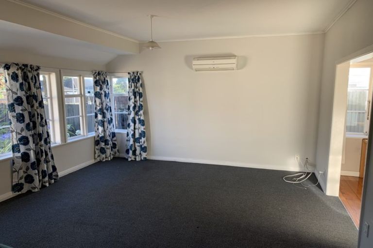 Photo of property in 125 Elizabeth Street, Riccarton, Christchurch, 8041
