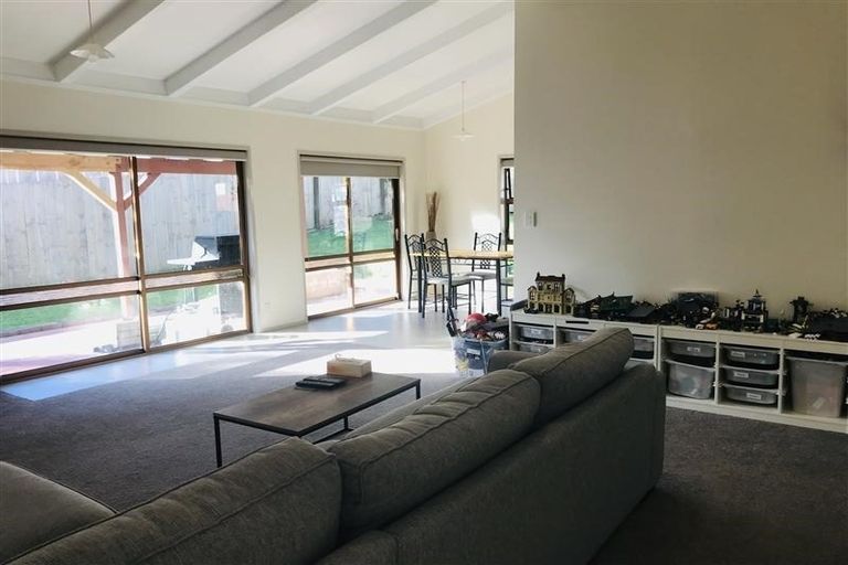 Photo of property in 65 John Downs Drive, Browns Bay, Auckland, 0630