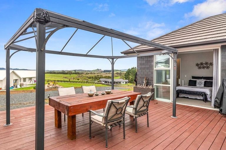 Photo of property in 98 Vineyard Road, Te Kauwhata, 3782