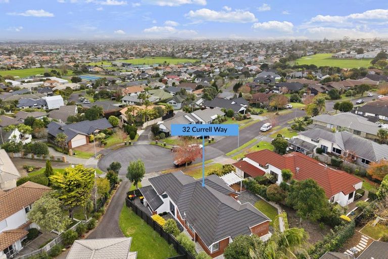 Photo of property in 32 Currell Way, Somerville, Auckland, 2014