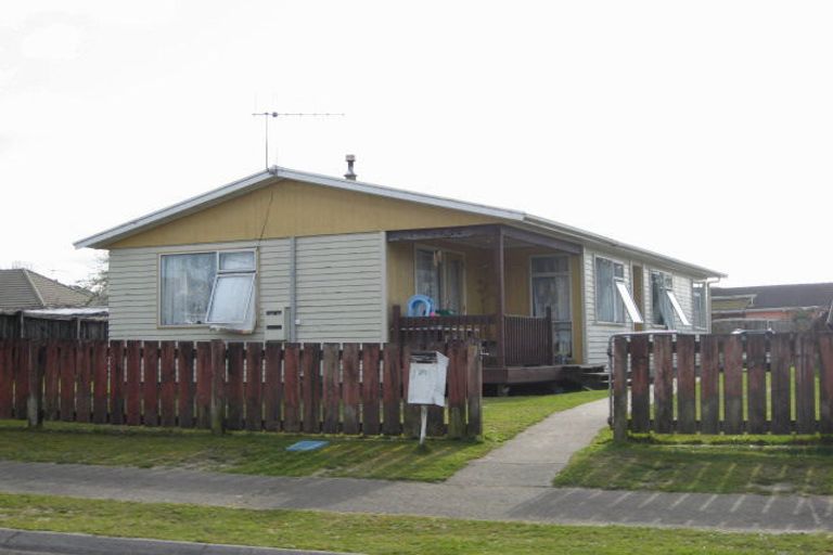 Photo of property in 17 Kahikatea Street, Murupara, 3025
