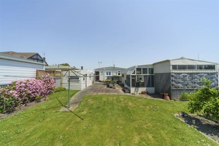 Photo of property in 109 Shamrock Street, Takaro, Palmerston North, 4412