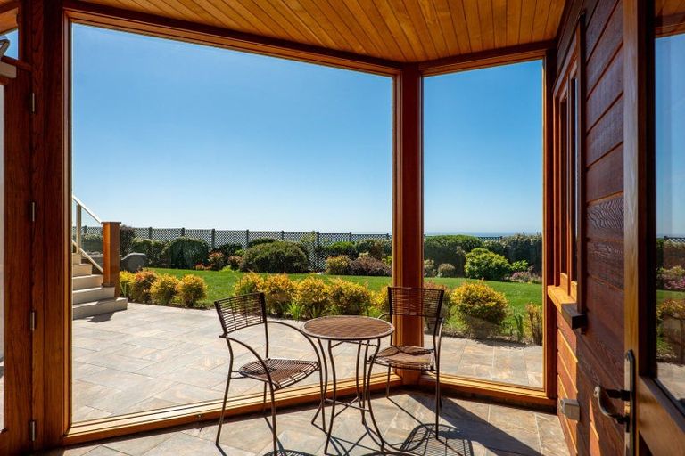 Photo of property in 123 Glenstrae Road, Redcliffs, Christchurch, 8081