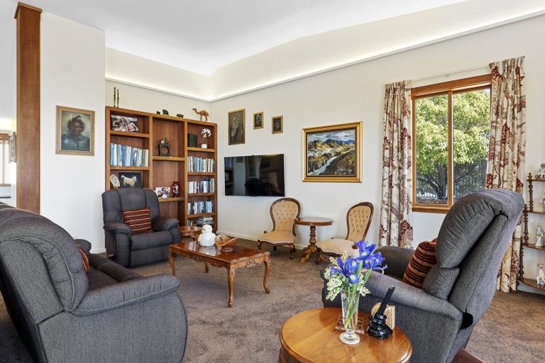 Photo of property in 123 Glenstrae Road, Redcliffs, Christchurch, 8081