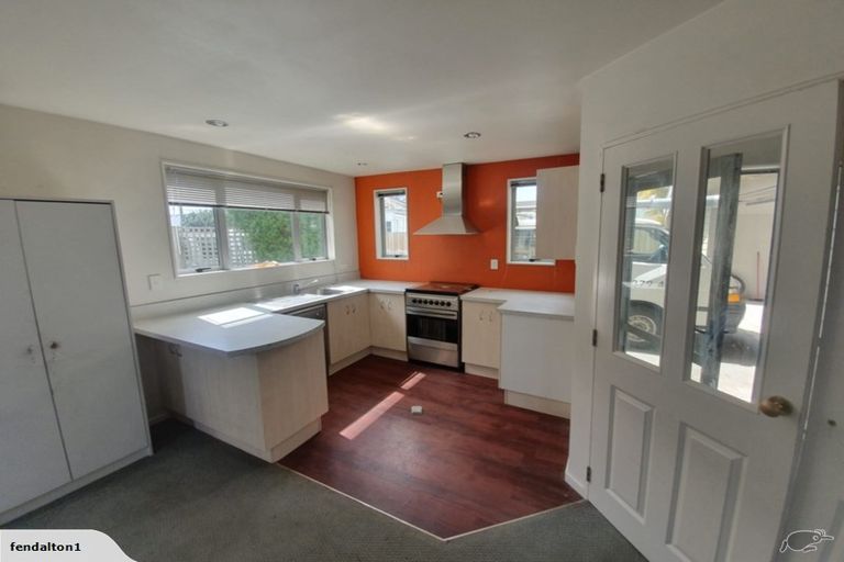 Photo of property in 156 Edgeware Road, Edgeware, Christchurch, 8013