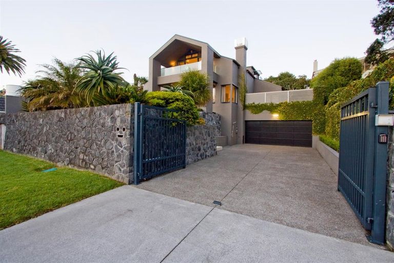 Photo of property in 11 Audrey Road, Takapuna, Auckland, 0620