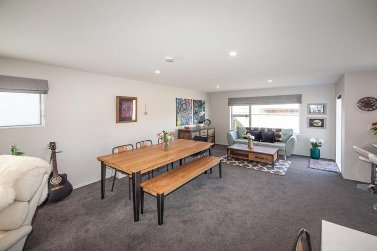 Photo of property in 3/109 Westchester Drive, Churton Park, Wellington, 6037