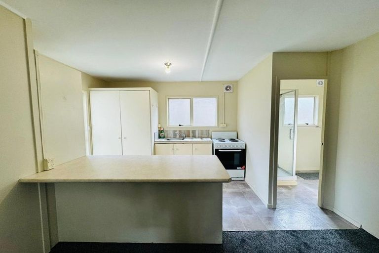 Photo of property in 80p Tirimoana Road, Te Atatu South, Auckland, 0602
