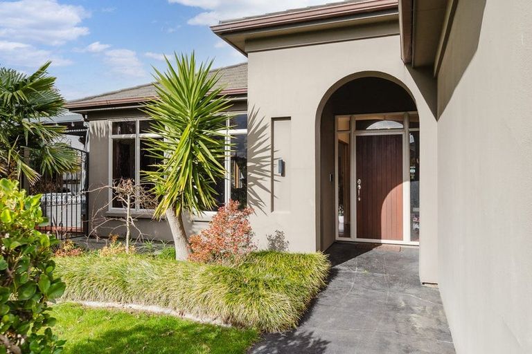 Photo of property in 15 Bouvardia Avenue, Milson, Palmerston North, 4414