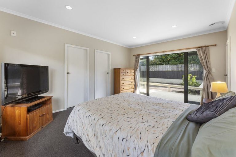 Photo of property in 62 Raumati Road, Raumati Beach, Paraparaumu, 5032