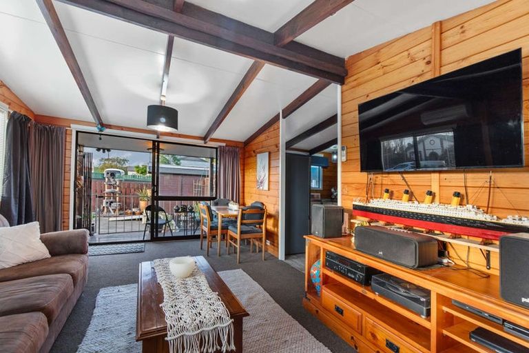 Photo of property in 5 Kairanga Bunnythorpe Road, Bunnythorpe, Palmerston North, 4478