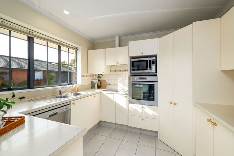 Photo of property in 1/156 Blighs Road, Strowan, Christchurch, 8052