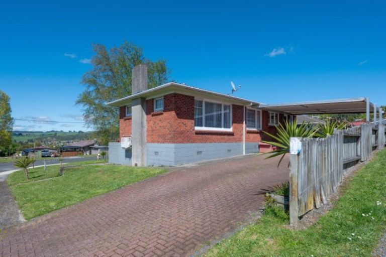 Photo of property in 92 Turner Drive, Western Heights, Rotorua, 3015