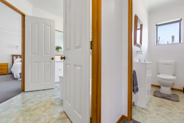 Photo of property in 1/18 Karamu Street, Te Atatu Peninsula, Auckland, 0610