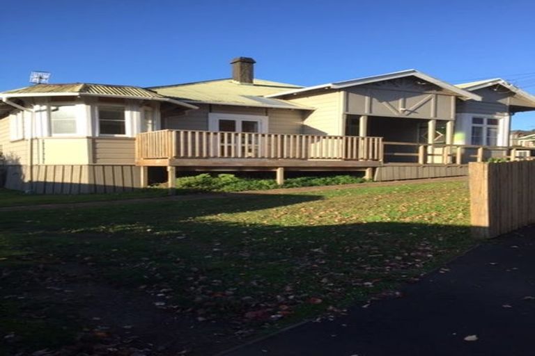 Photo of property in 12 Queens Avenue, Frankton, Hamilton, 3204