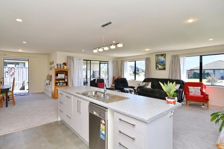 Photo of property in 6/3 Retallick Way, Amberley, 7410