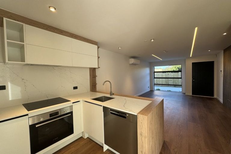 Photo of property in 6/30 Wellesley Road, Mangere Bridge, Auckland, 2022